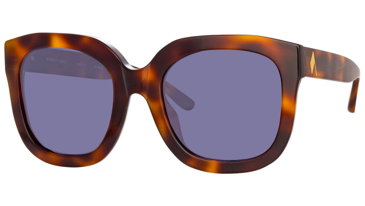 Zoe in Tortoiseshell